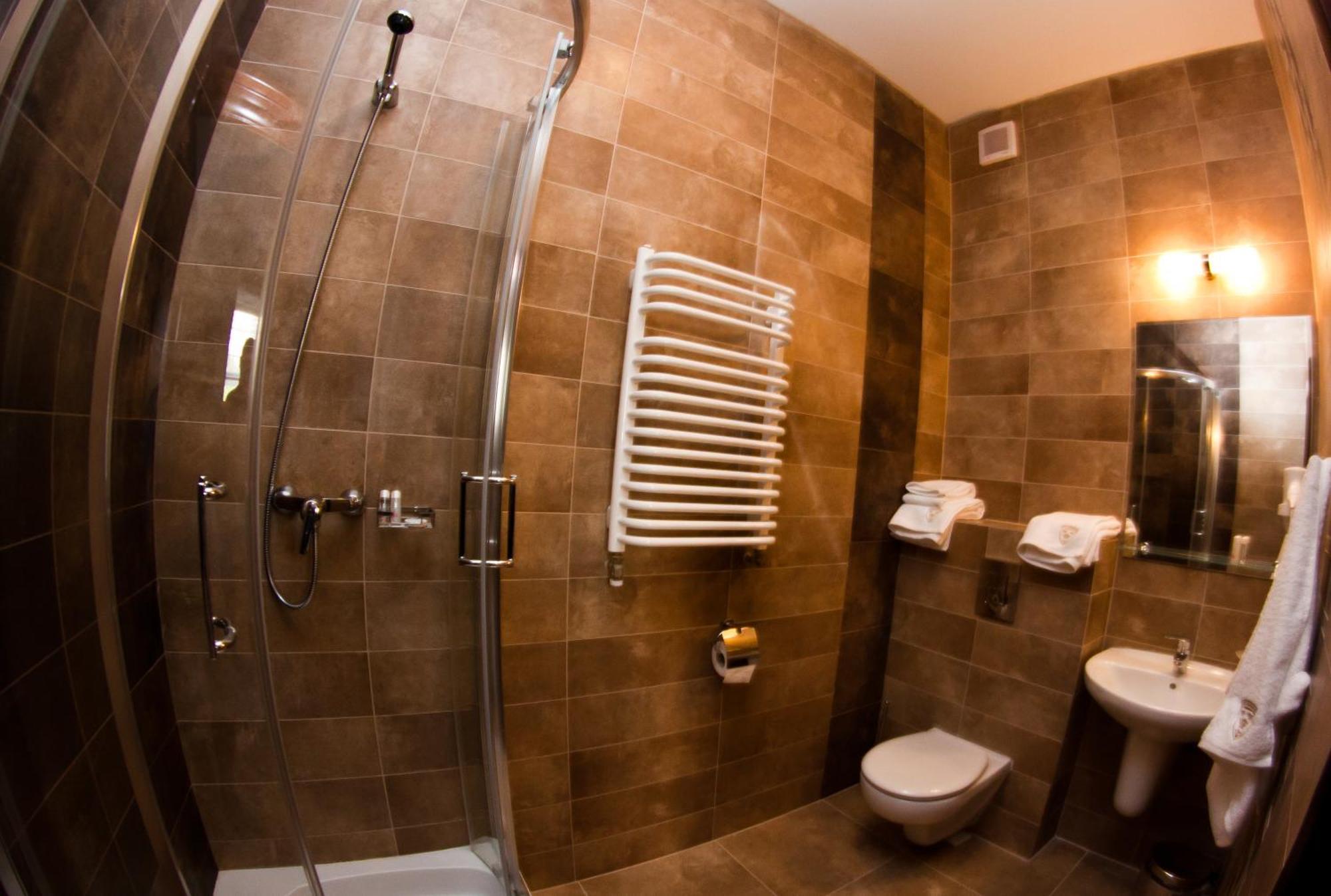 Trzy Korony Boutique Hotel&SPA Piwne Puławy Extérieur photo