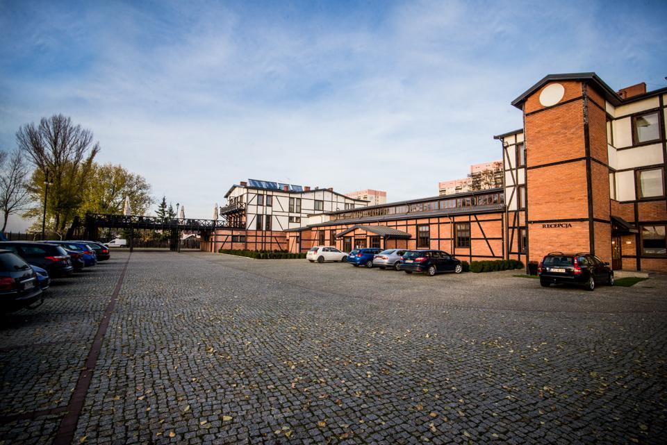 Trzy Korony Boutique Hotel&SPA Piwne Puławy Extérieur photo